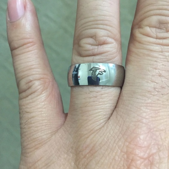 Silver Titanium Atlanta Falcons Ring - Picture 4 of 4